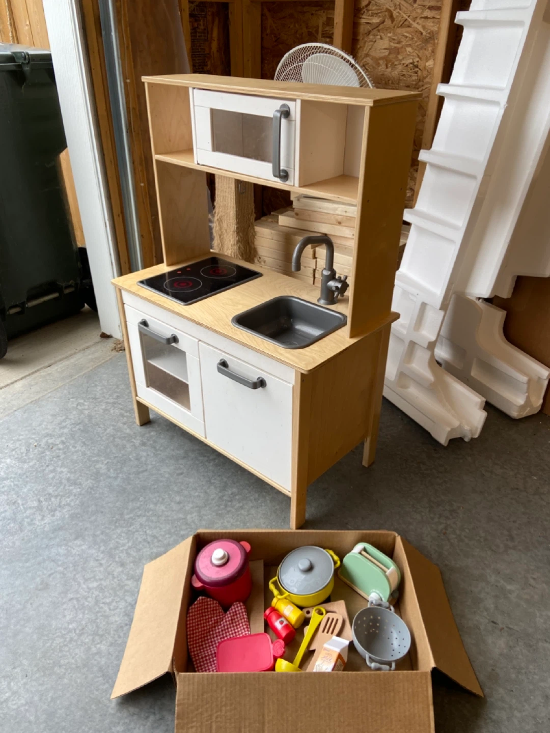 Kids Play Kitchen with Accessories - photo 4