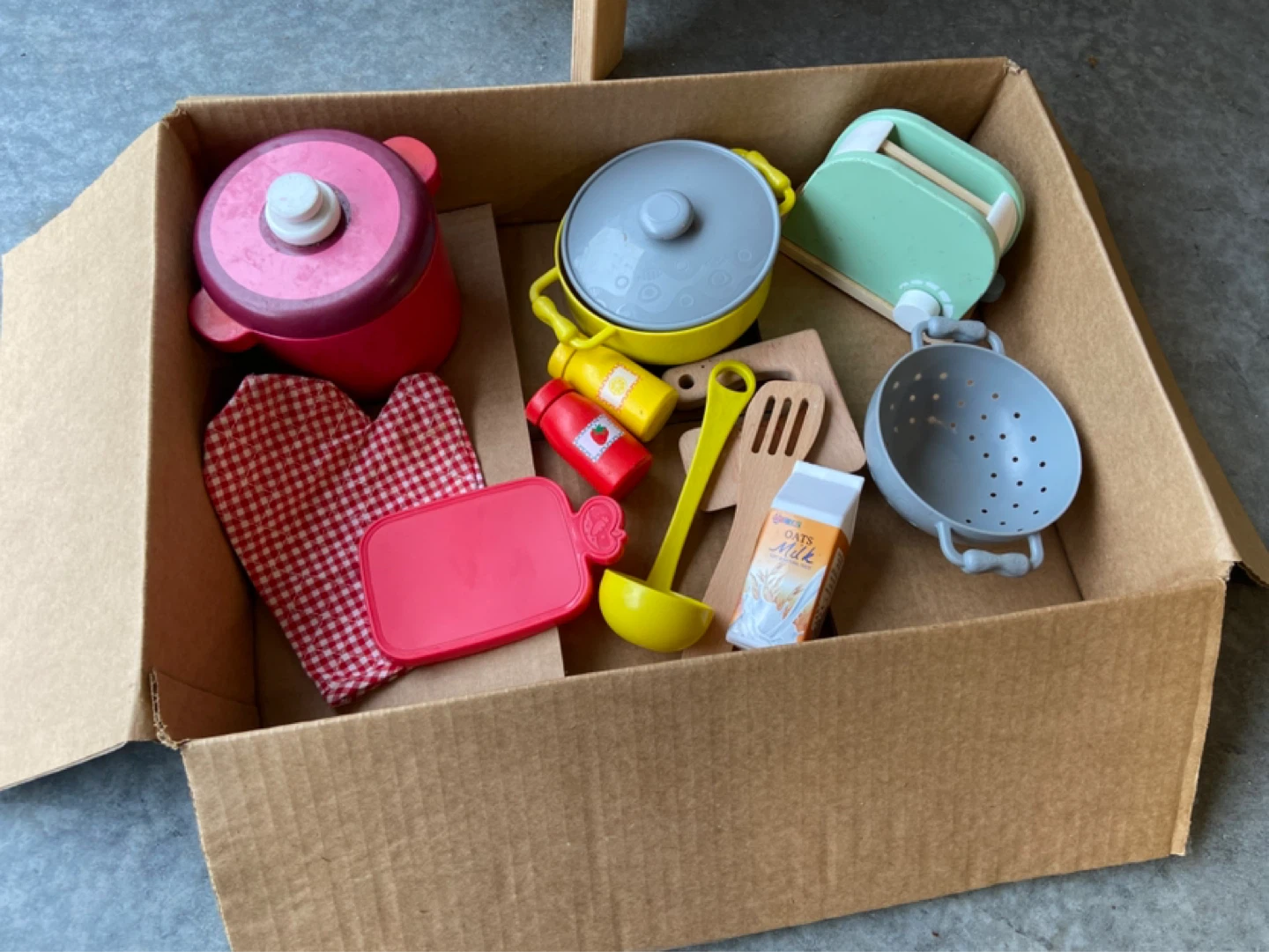 Kids Play Kitchen with Accessories - photo 2