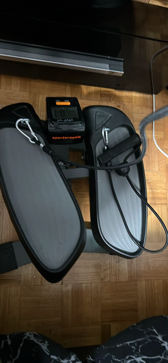 Sportsroyals Elliptical Machine