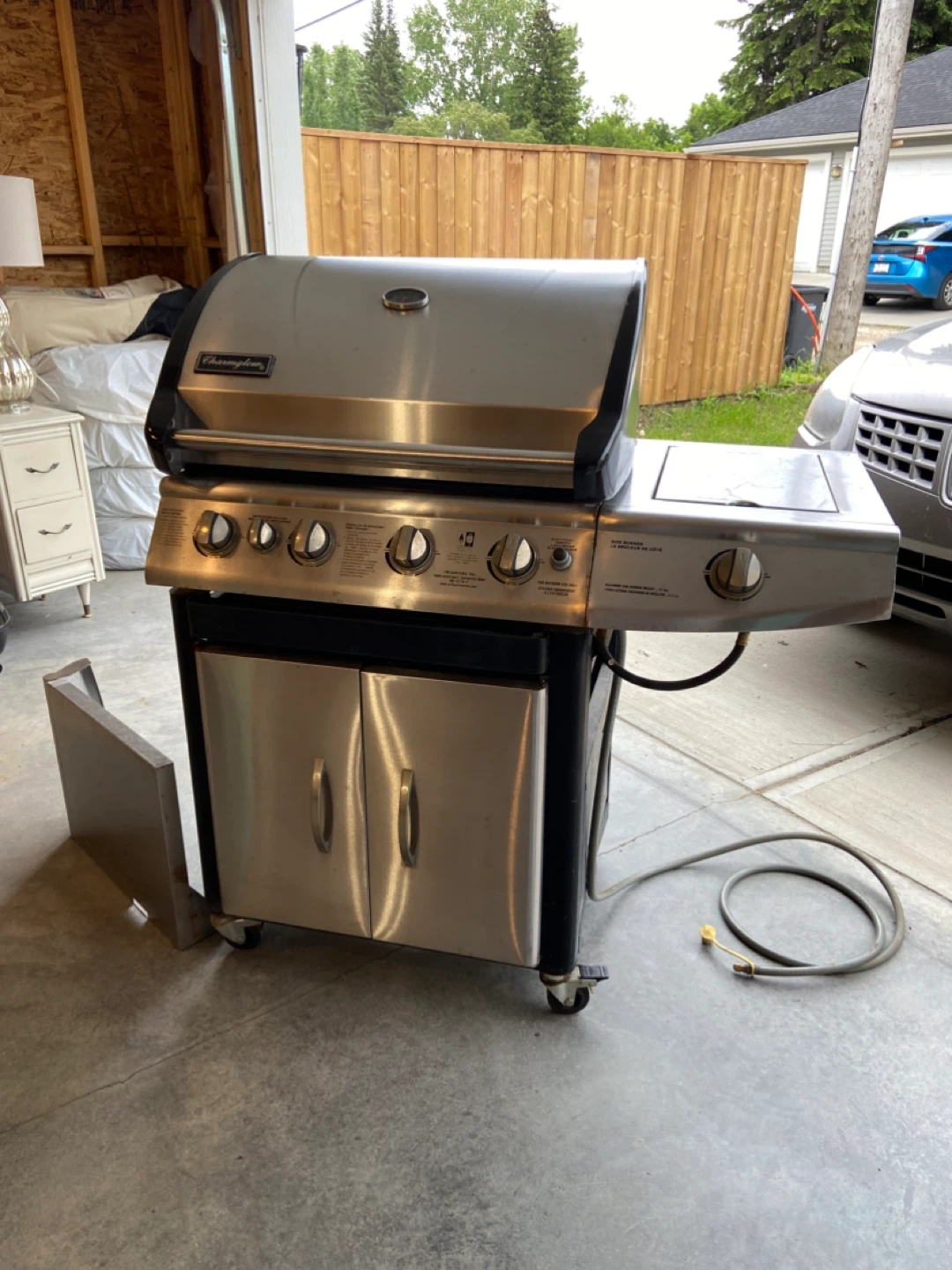Charmglow Natural Gas BBQ Grill with Side Burner