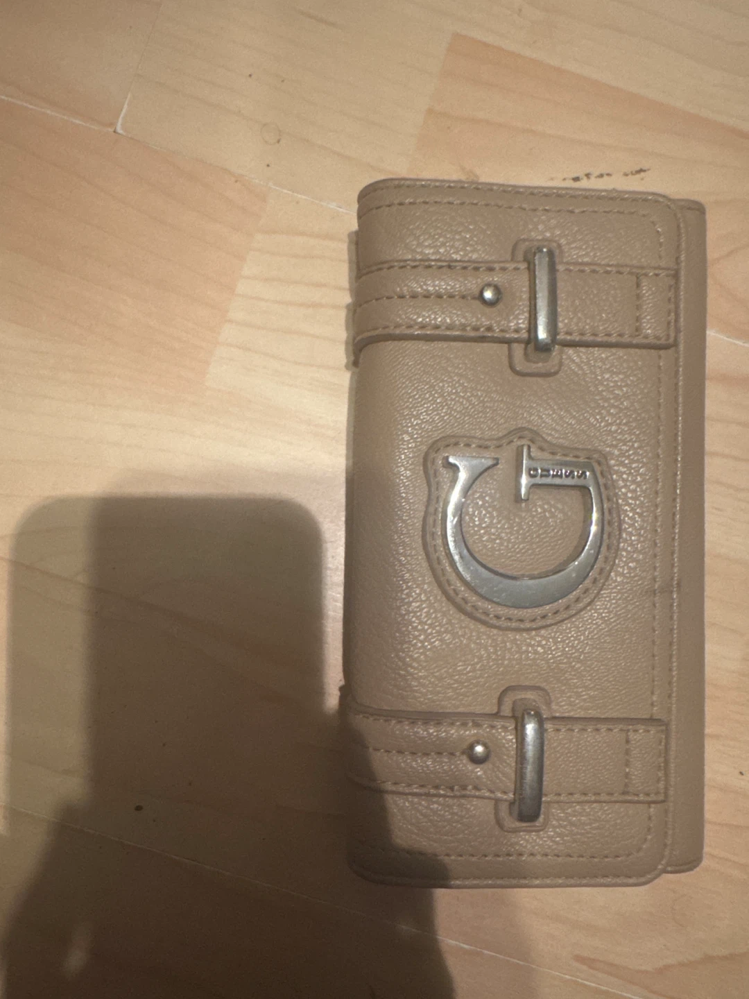 Guess Wallet