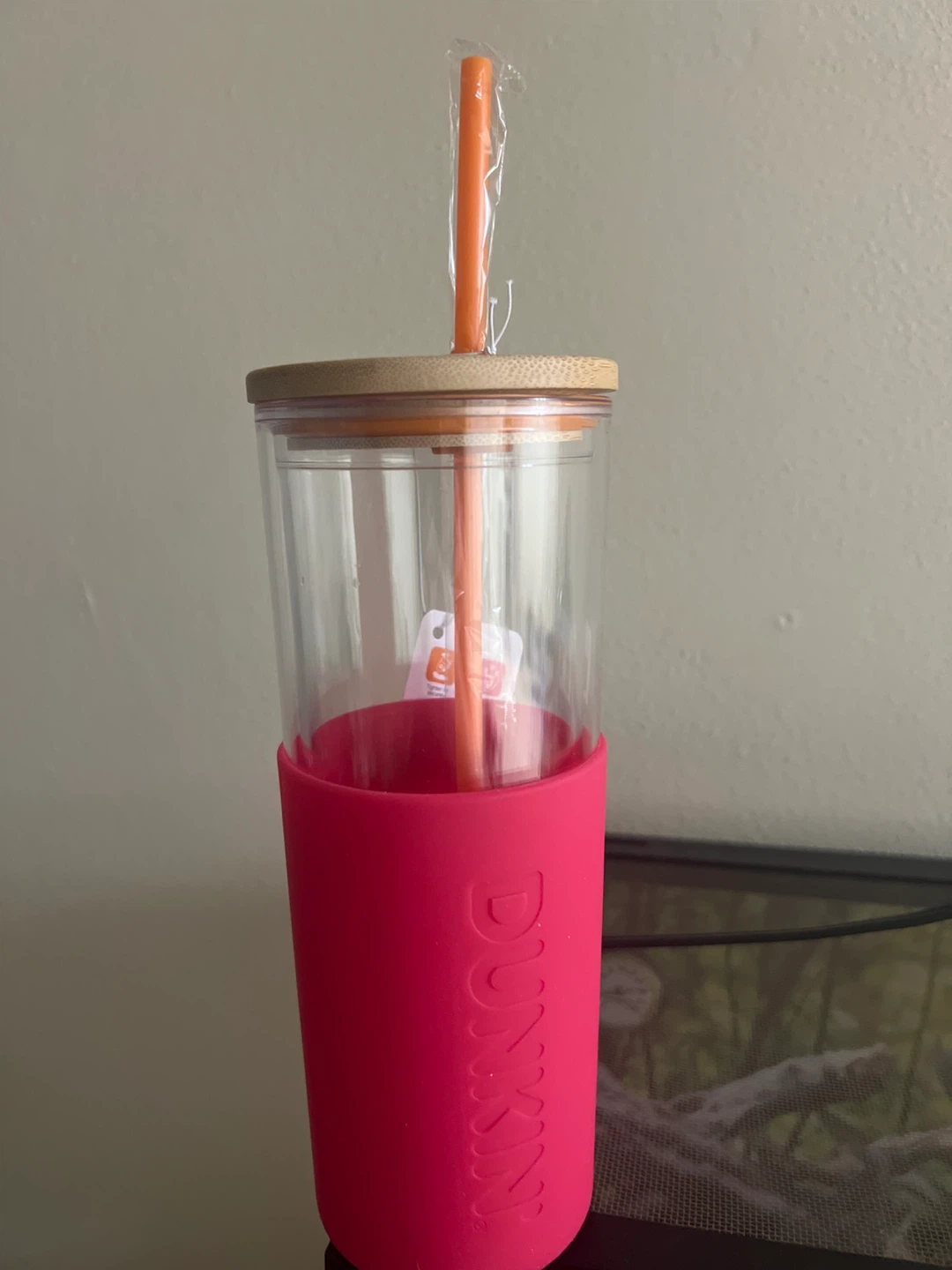 Dunkin' Tumbler with Straw