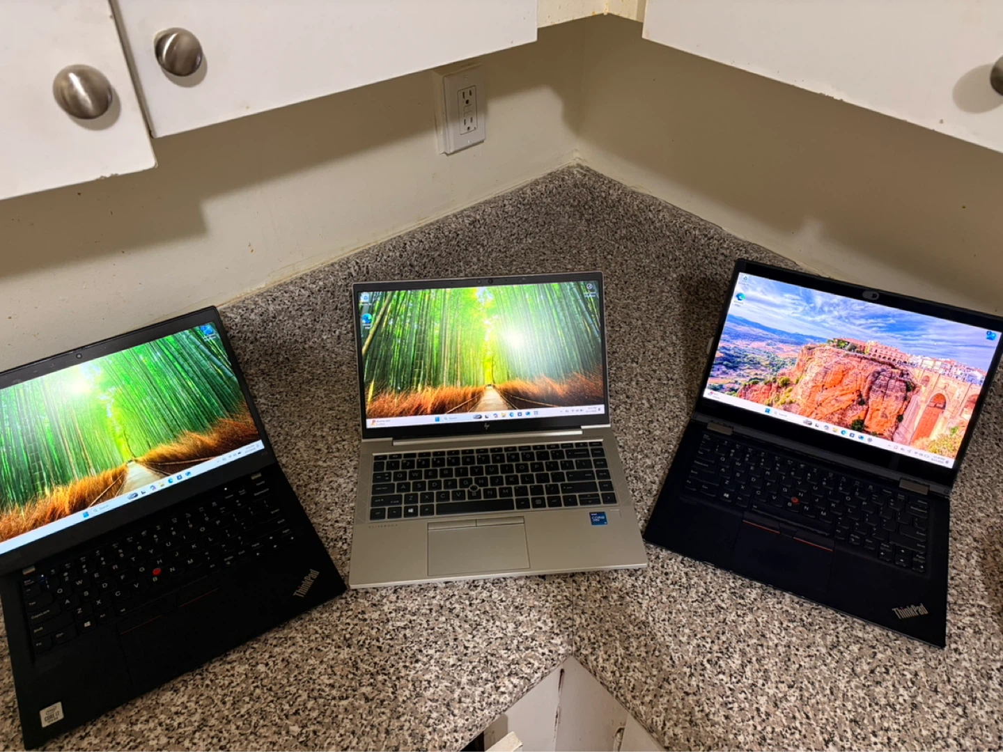 3 Laptops For Sale HP - Lenovo