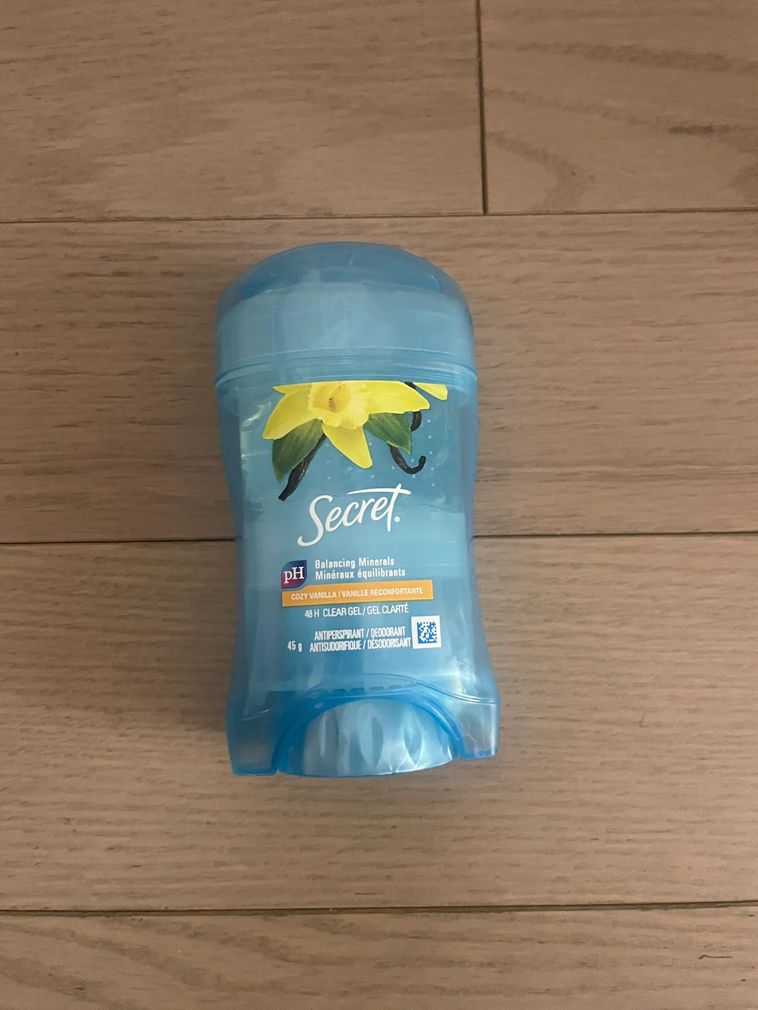⚽️Secret Balancing Minerals Deodorant - Cozy Vanilla