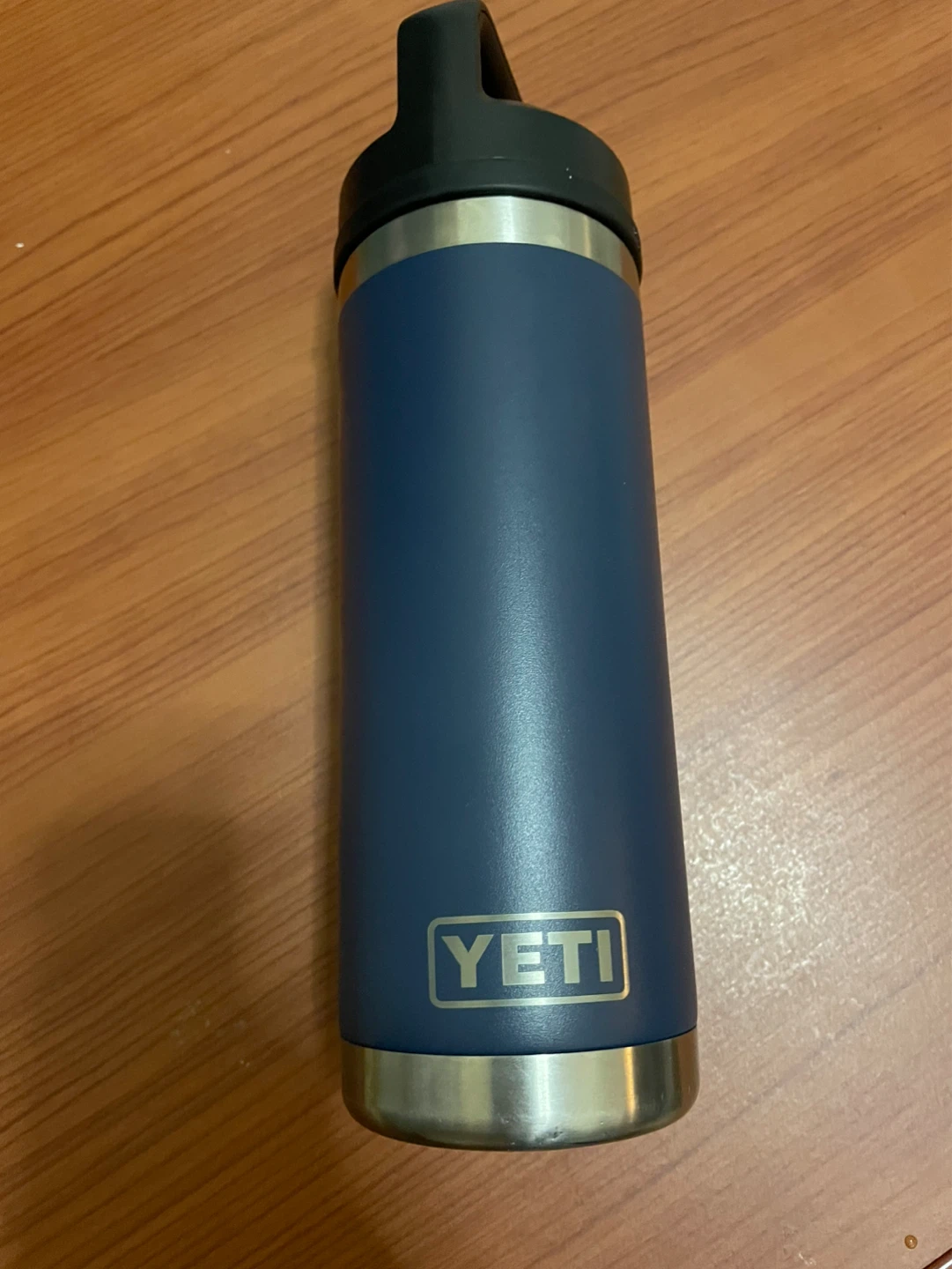 ⚽️Yeti Rambler 18 oz Bottle