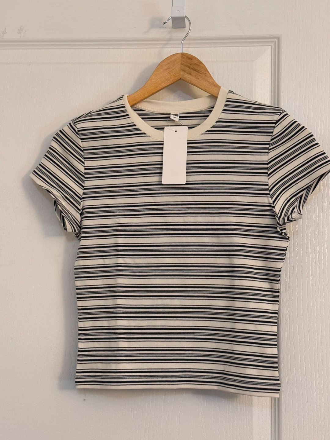 Brand new UNIQLO Women's Mini T-Shirt - Striped, Size S