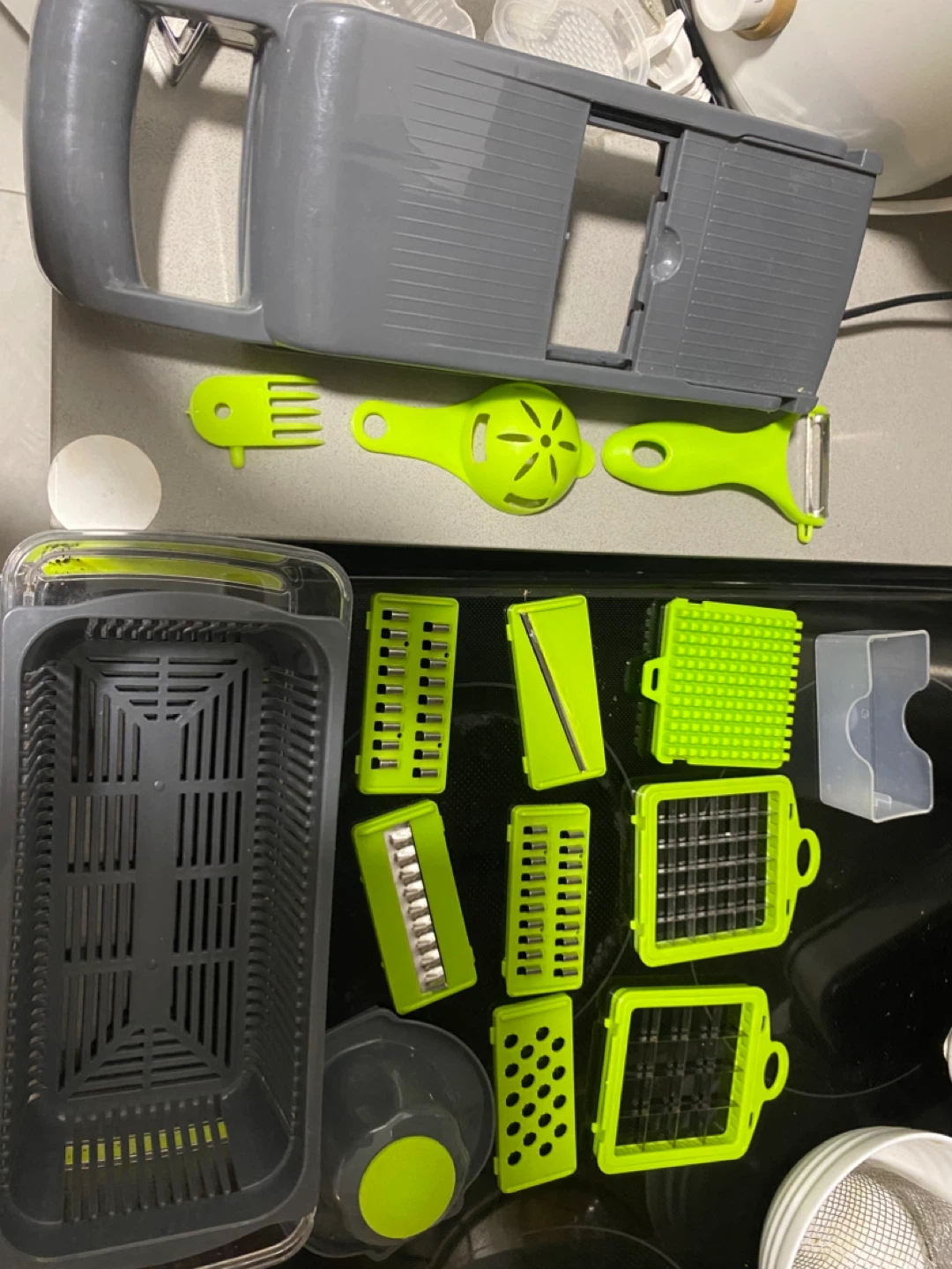 16 Piece Kitchen Vegetable Cutting Tool Set