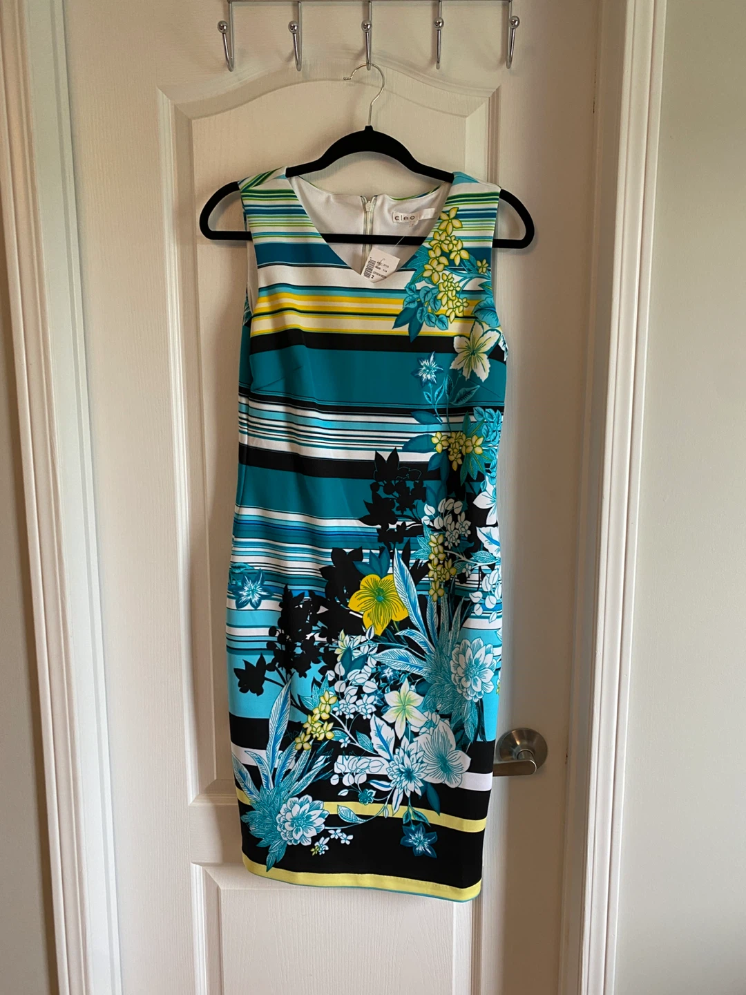 Cleo Sleeveless Floral Print Dress - size 2