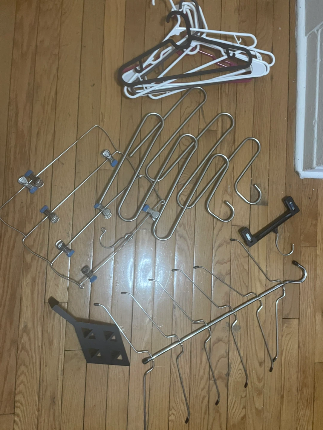 ⚽️Assorted Hangers and Garment Organizers - photo 2
