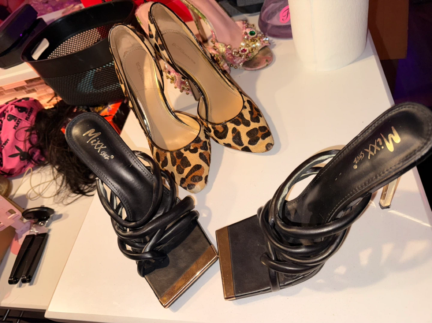 Mixx Shoes Black Strappy Square Toe Heels - photo 2