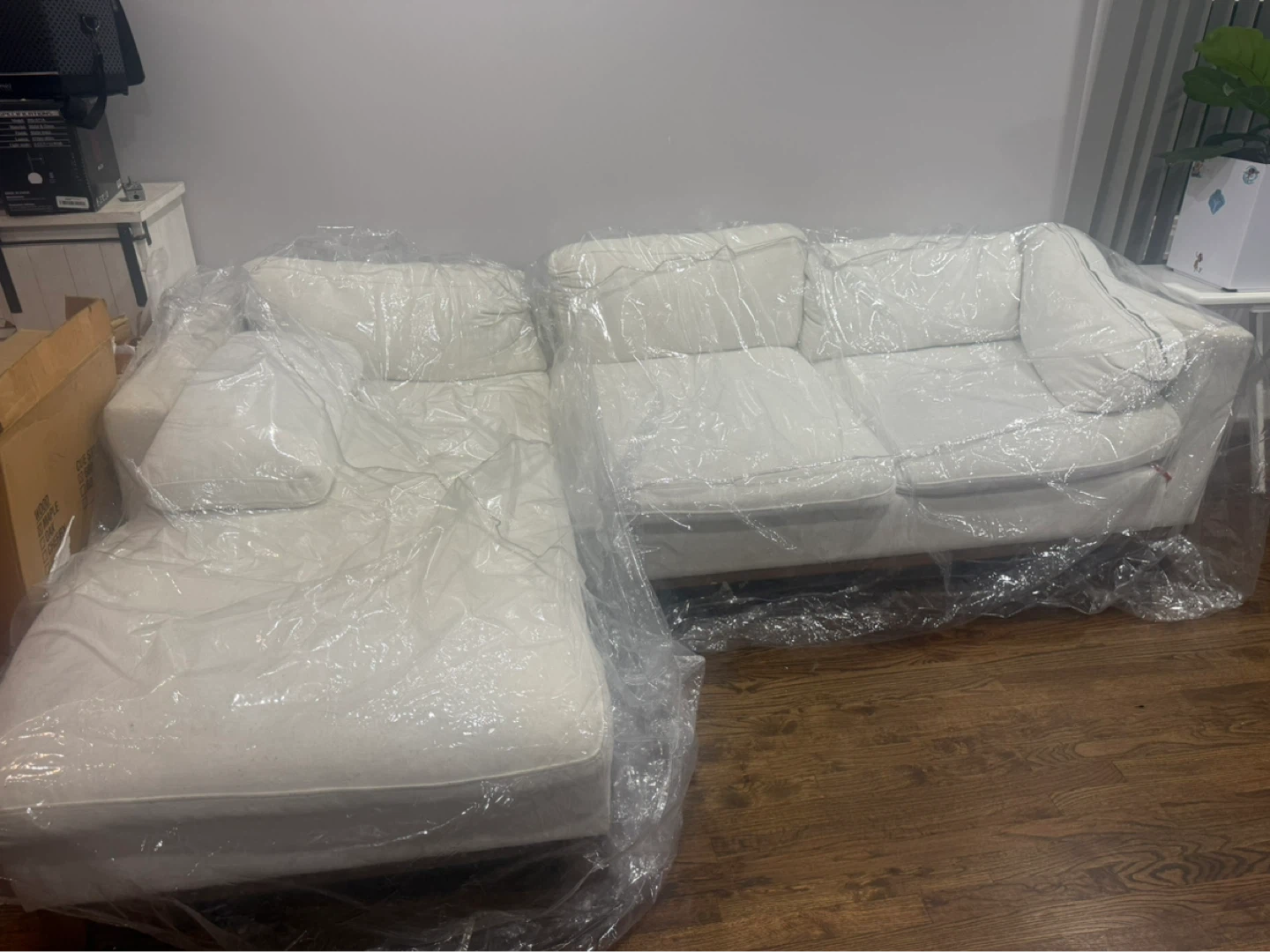 Abbyson Sectional Sofa - White - photo 4