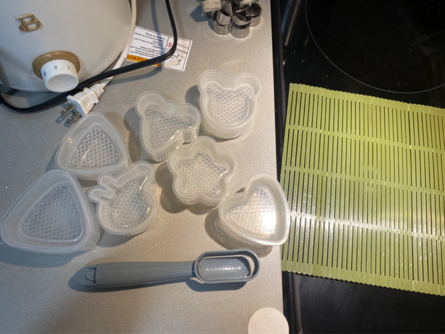 7 Rice Ball Molds + Sushi Mold + Sushi Mat