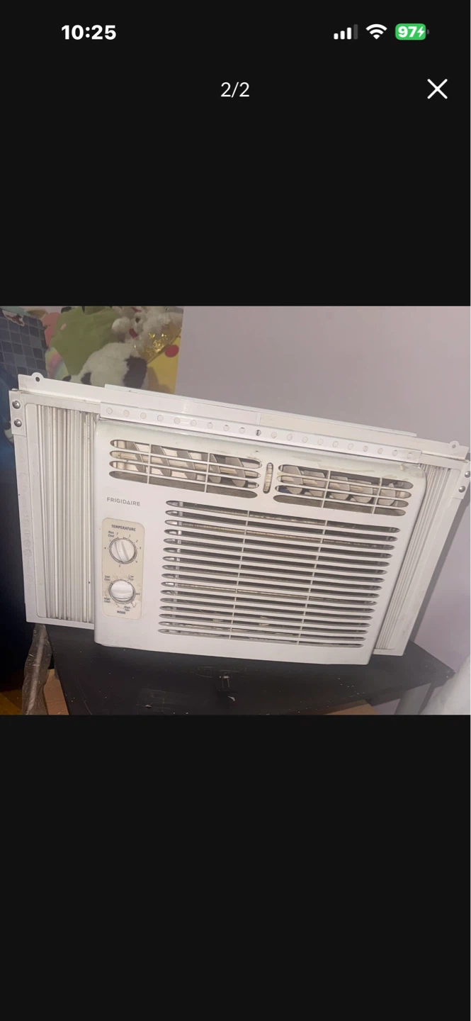 Frigidaire AIR CONDITIONER