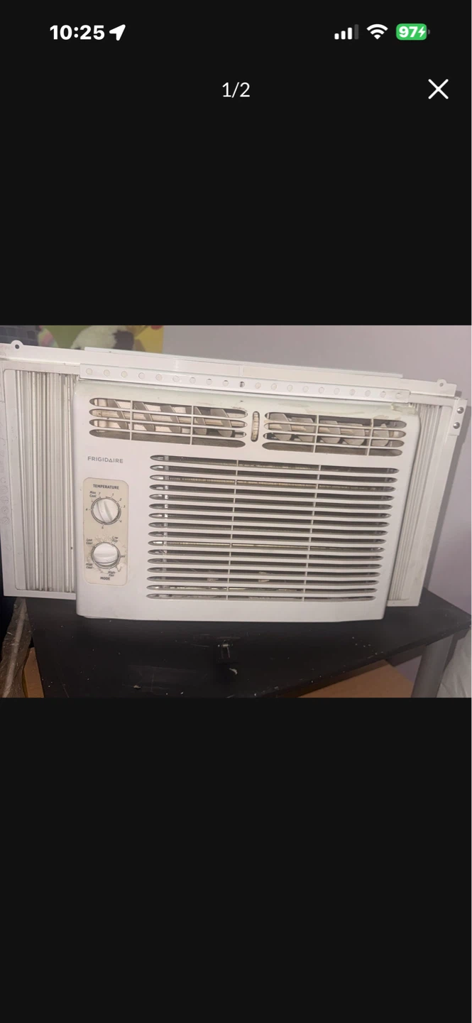 Frigidaire AIR CONDITIONER - photo 2