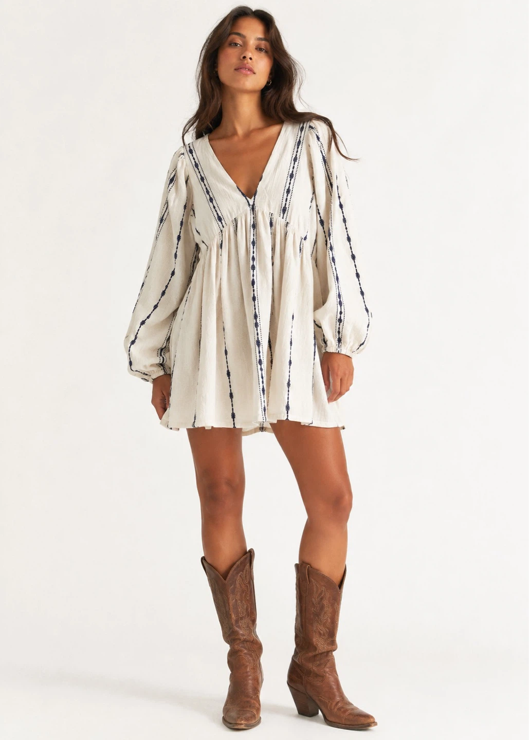 Japna Embroidered Mini Dress ⚽