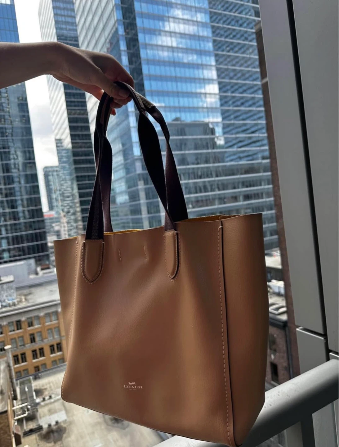 Coach Tote Bag - Tan Leather NEW WITH TAGS - photo 4