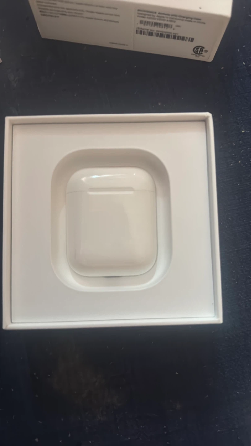 AirPods 2nd Generation - photo 5