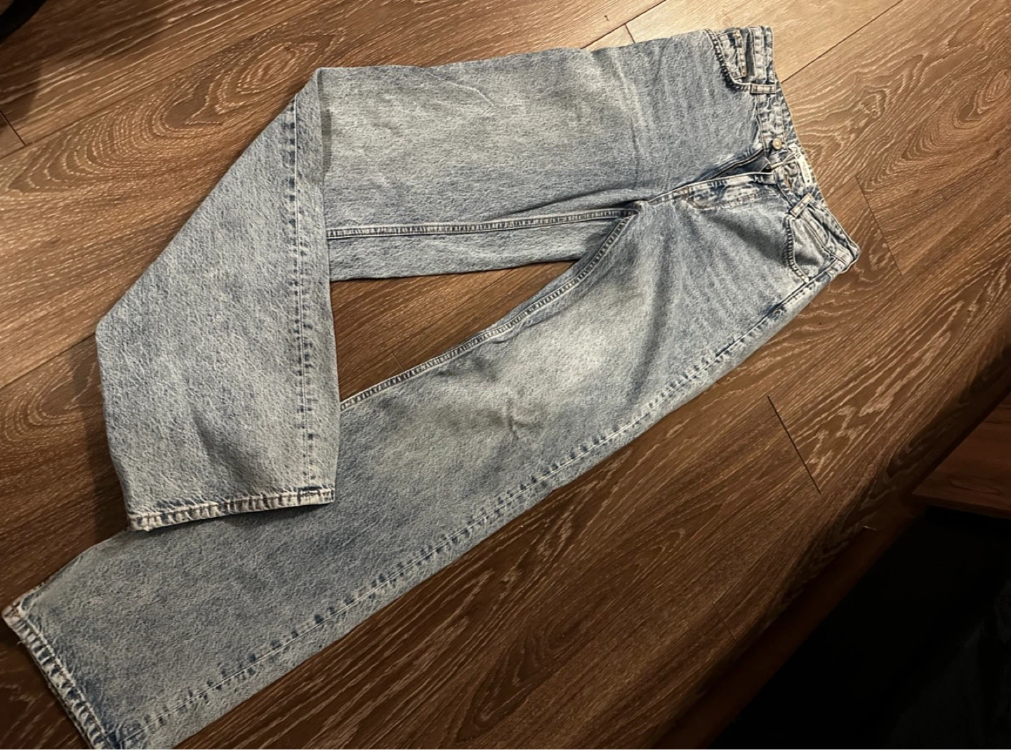 Light Wash Denim Jeans M Zara worn once long!