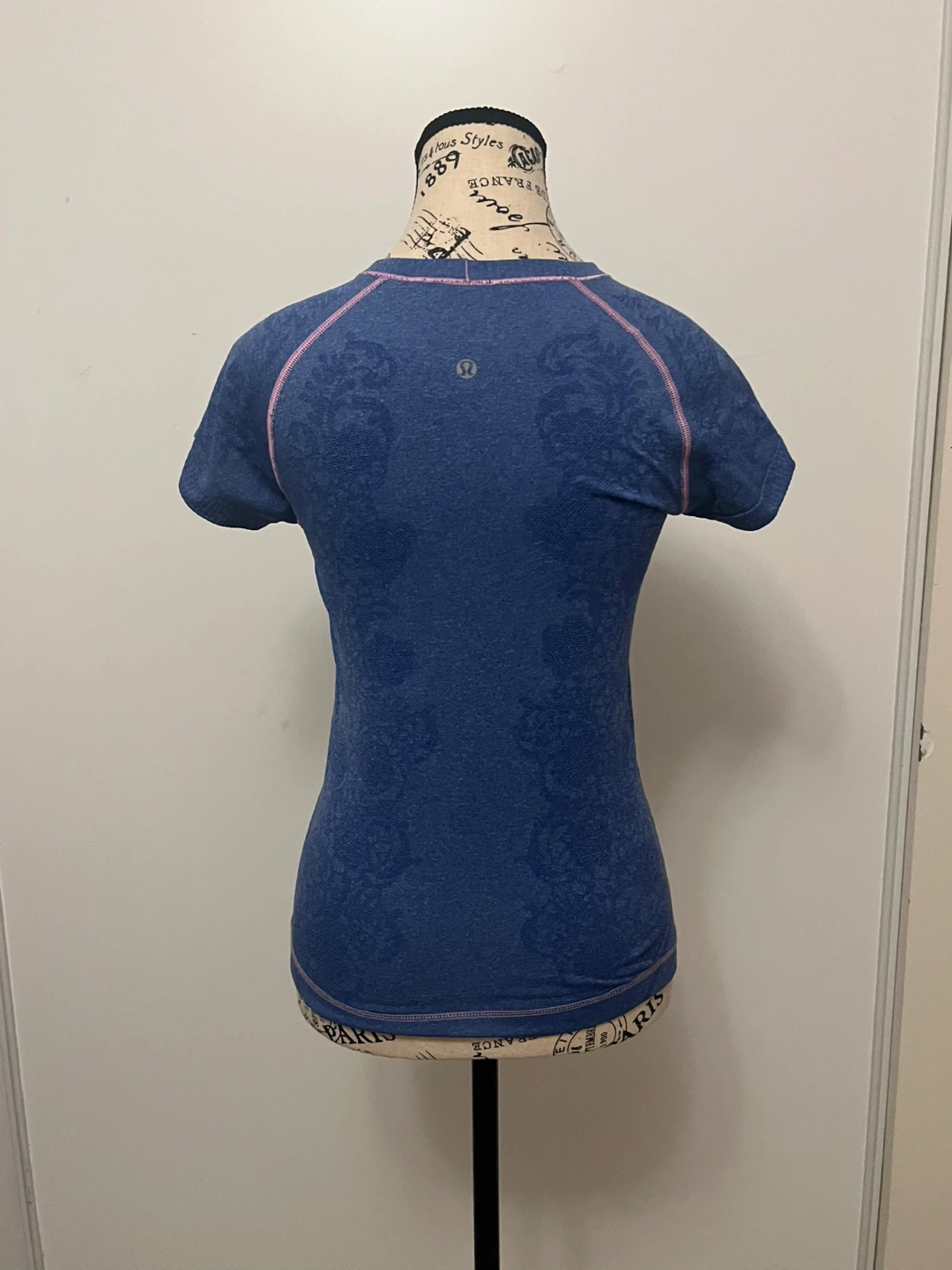 Lululemon Blue Athletic T-Shirt - photo 2