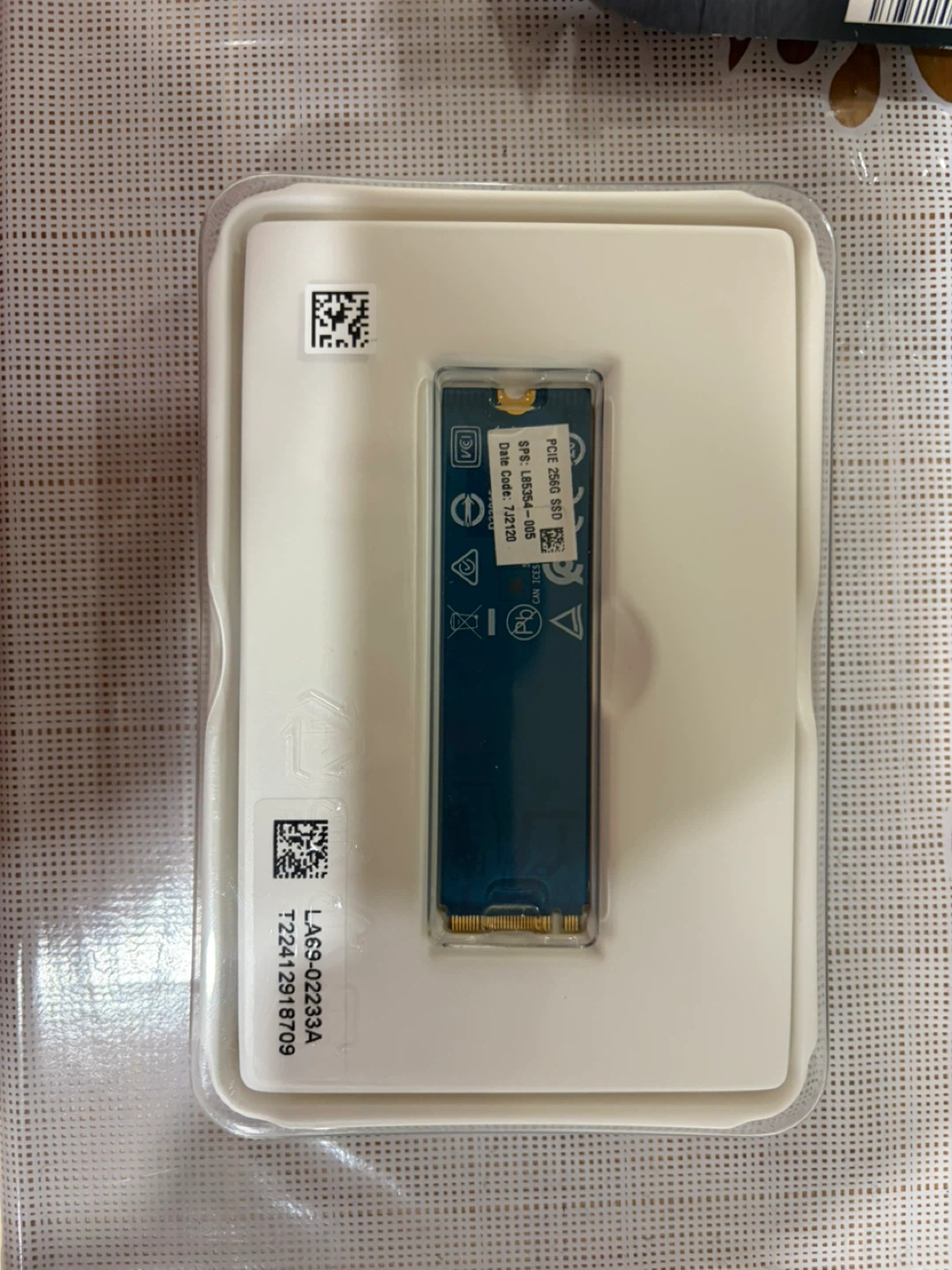 Samsung 970 EVO Plus 1TB NVMe M.2 SSD - photo 2