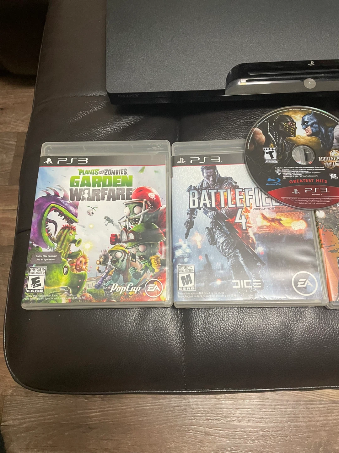 Modded PS3 Slim 120GB with Wireless Controller and 13 games - photo 2