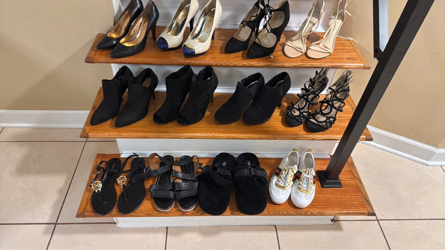 $5 deal…..Women's Shoes your choice - photo 4