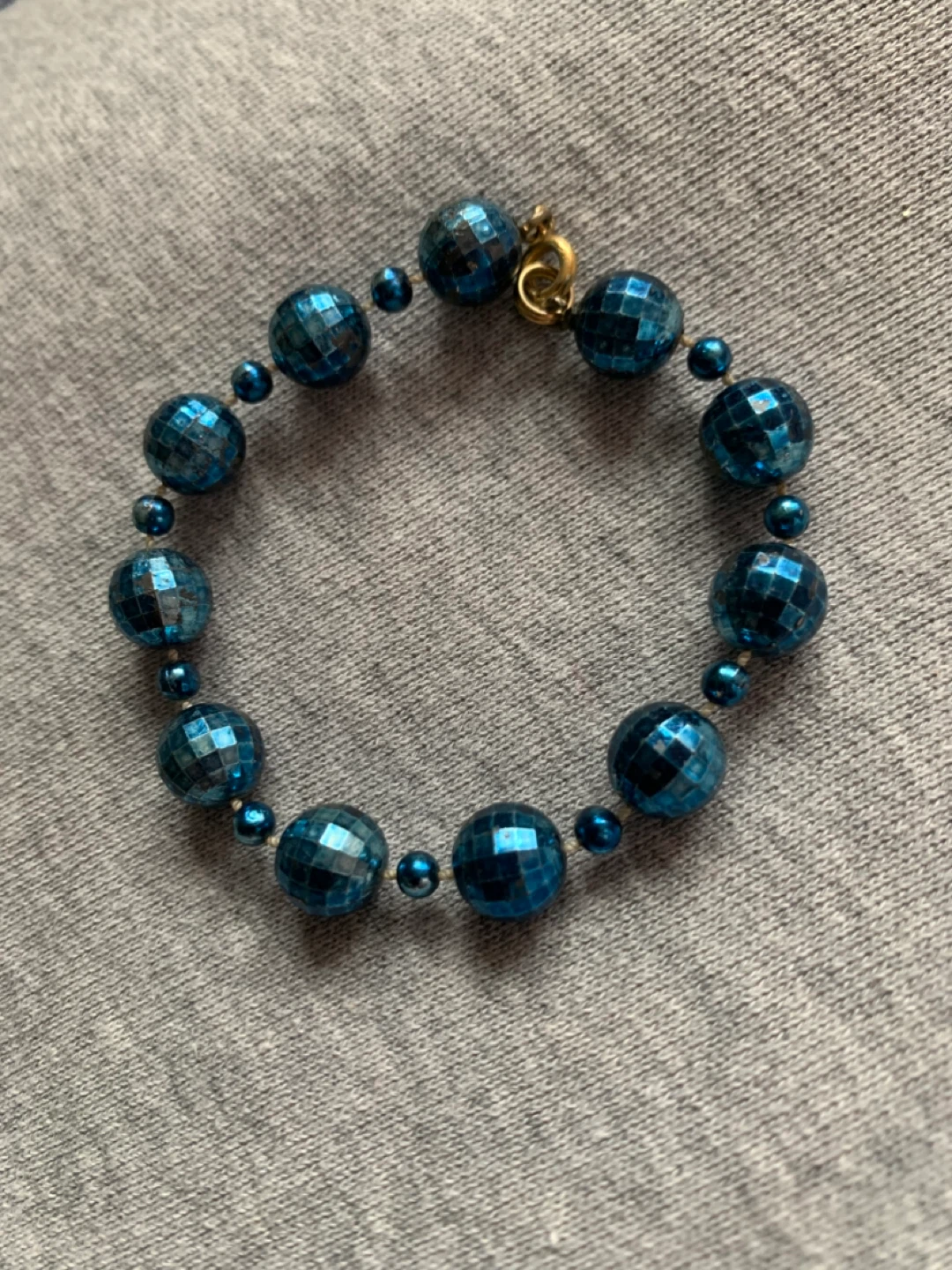 Small Lightweight Blue Metallic Bracelet ⚽️