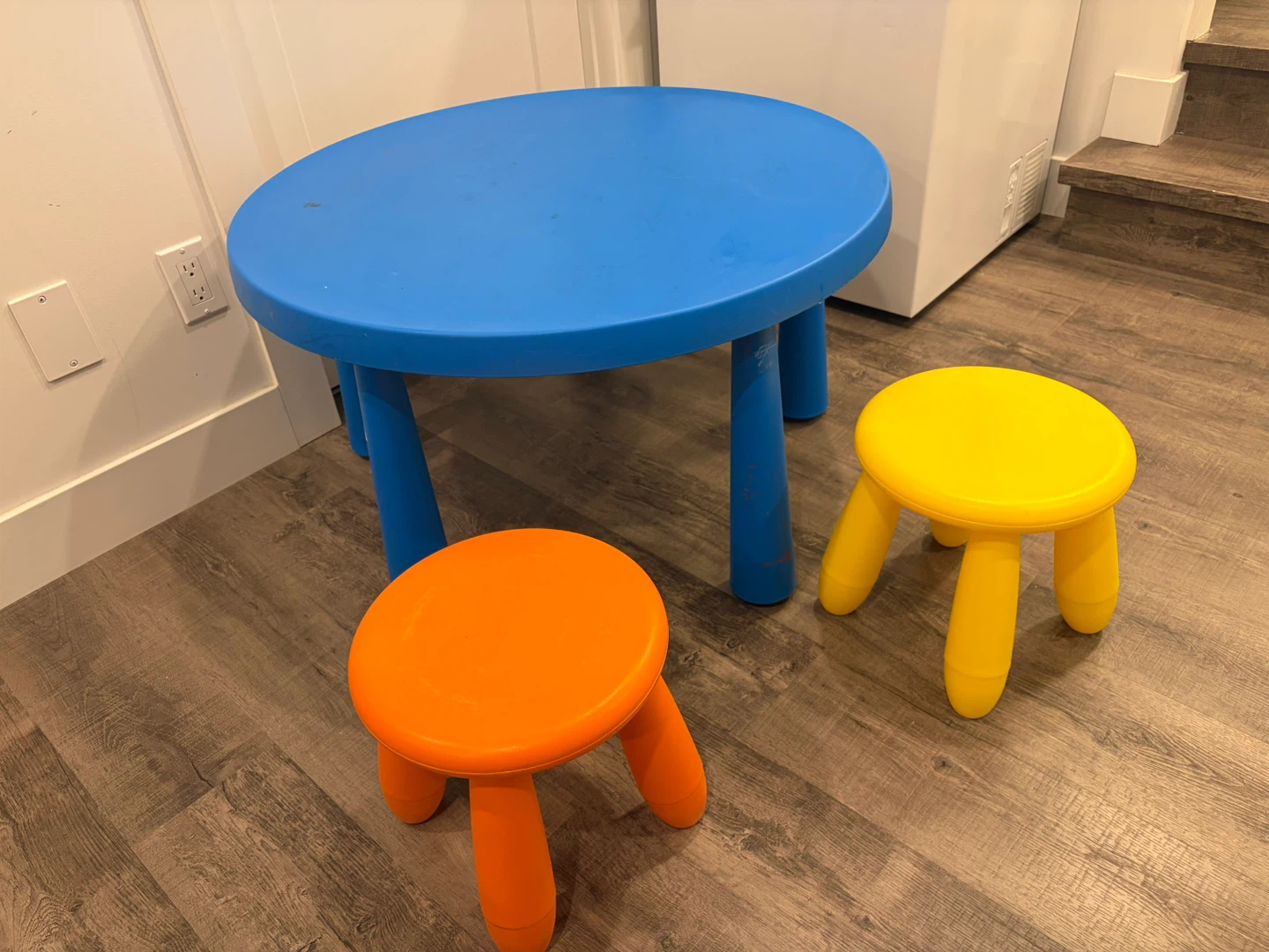 IKEA table and chairs set for kids - photo 3
