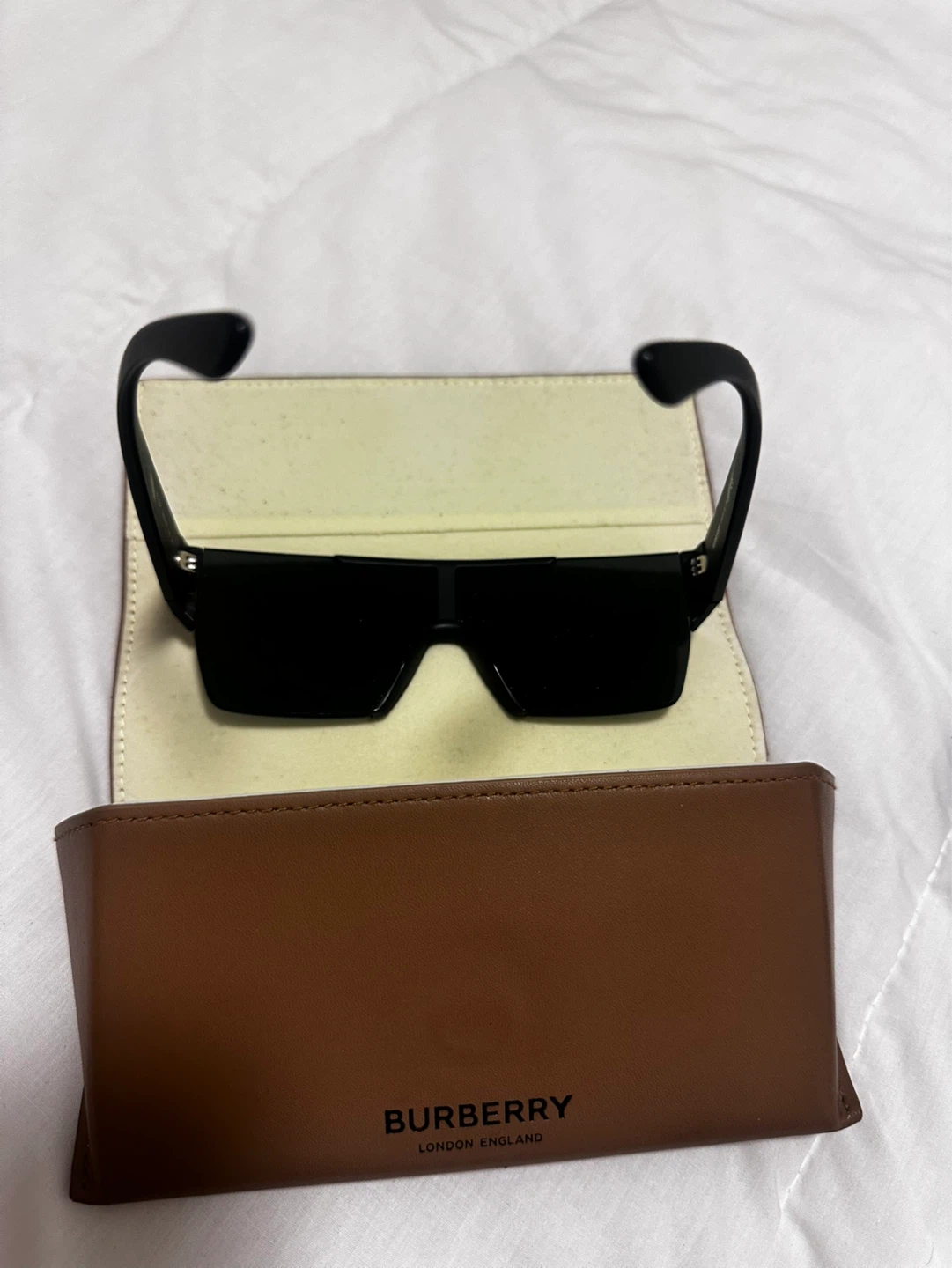 Burberry Black Sunglasses with Case
