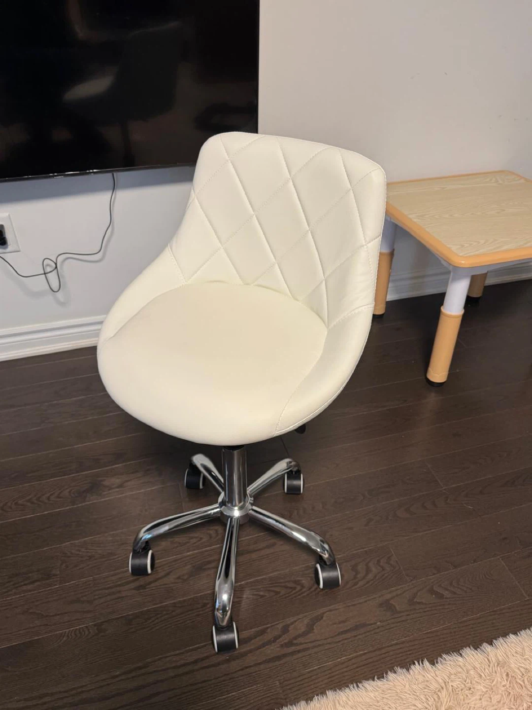 White Faux Leather Office Chair
