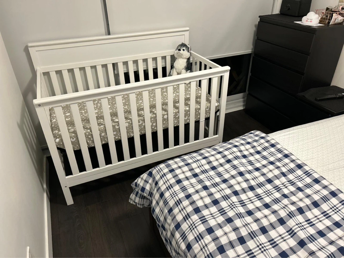Storkcraft Bayview 5-in-1 Convertible Crib w/dreamscape mattress - photo 3