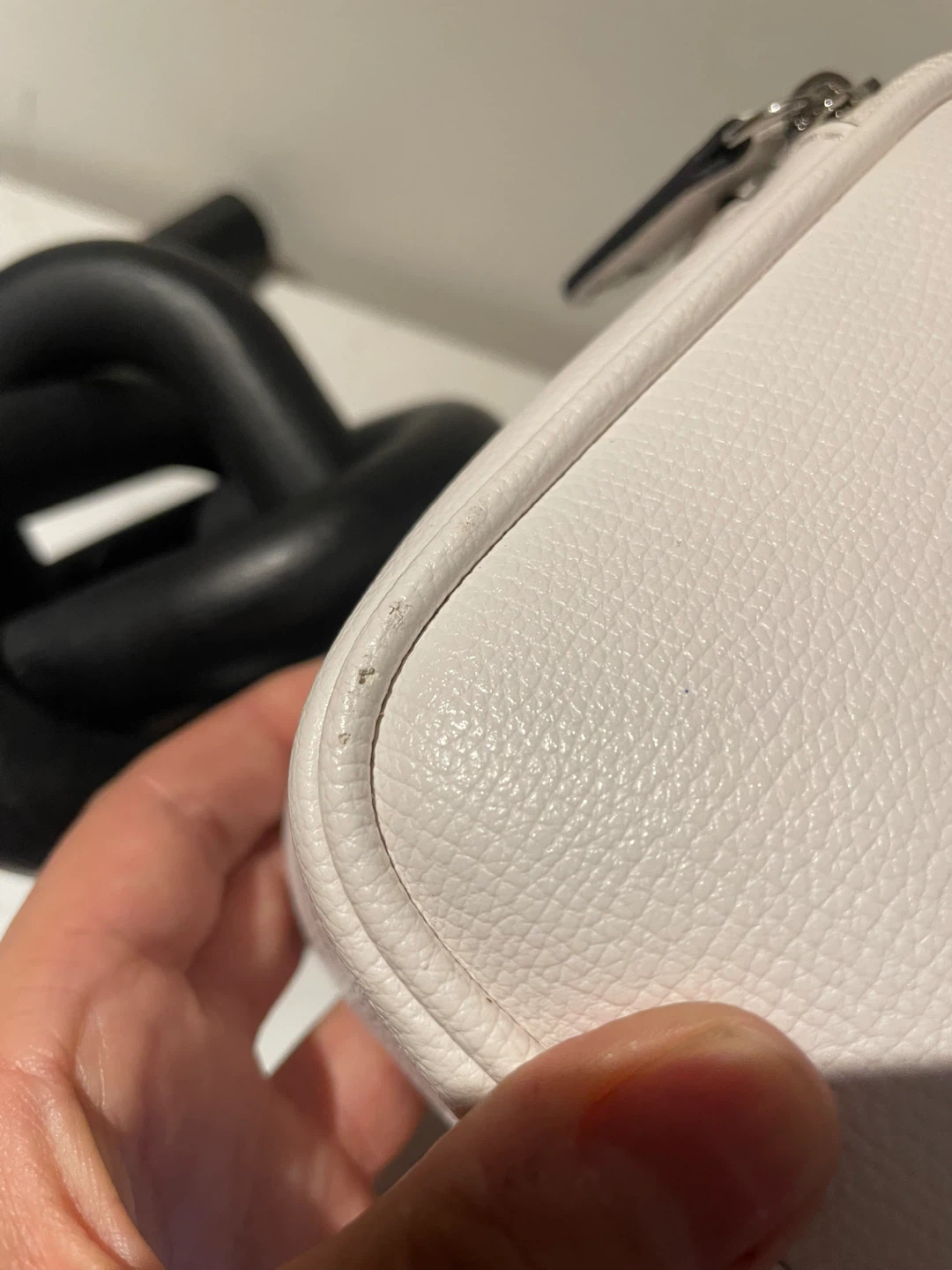 Karl Lagerfeld White Crossbody Bag pride strap - photo 3