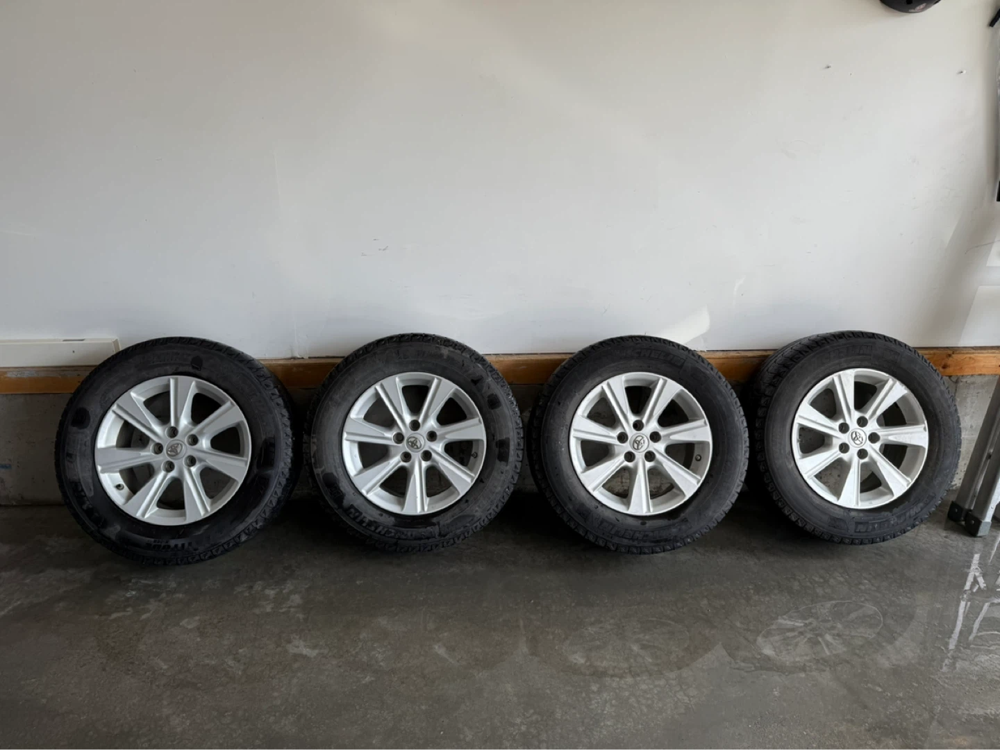 Toyota Alloy Wheels and Michelin Tires Set