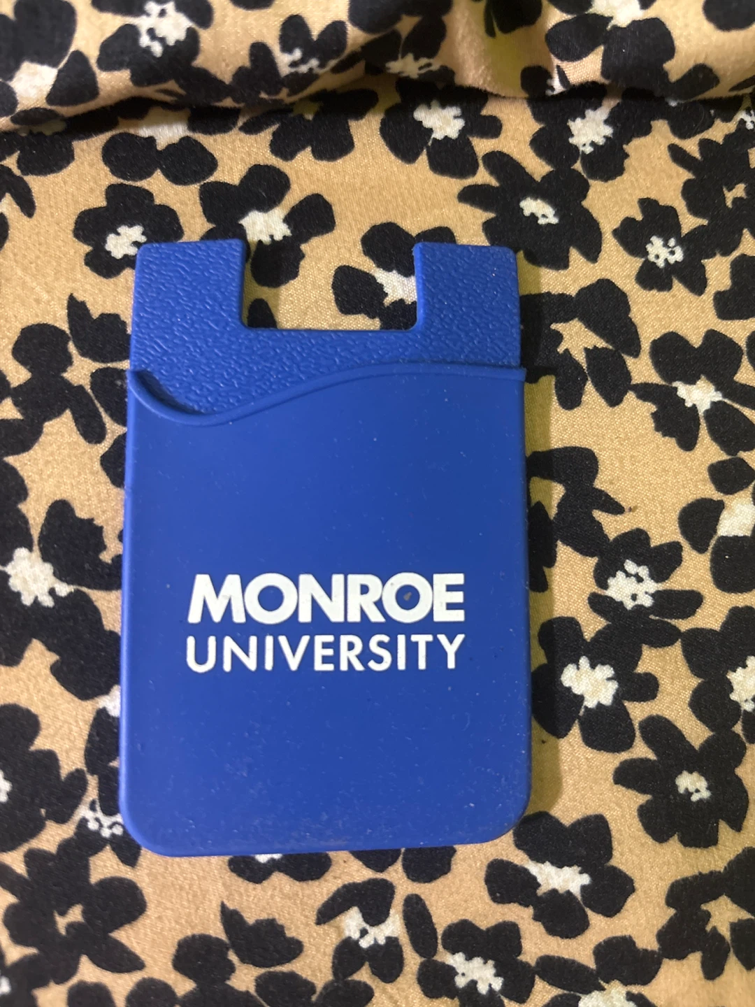 ⚽️Monroe University Blue Card Holder