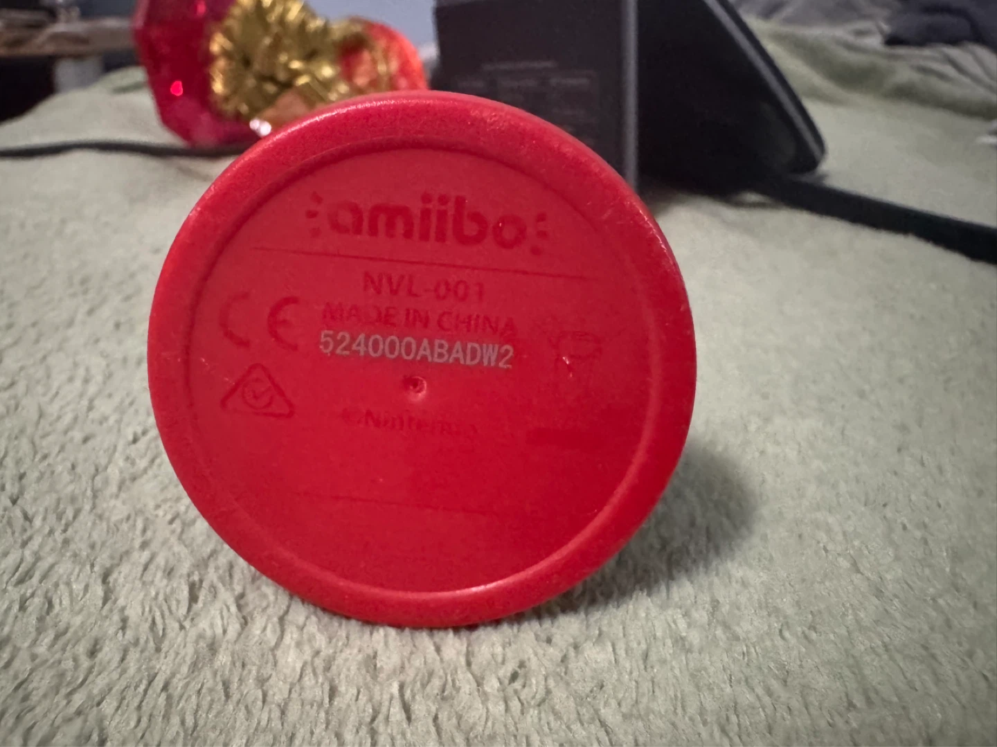 Nintendo Amiibo Yoshi NVL-001 - photo 2