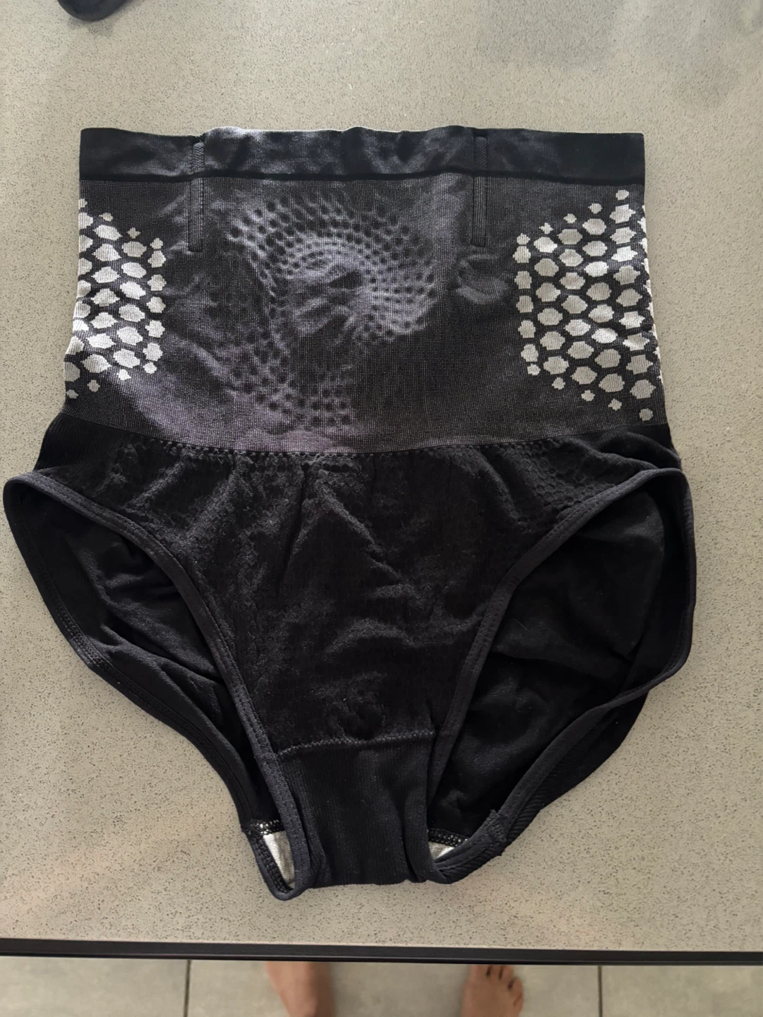 2XL Black High-Waisted Shapewear Panty