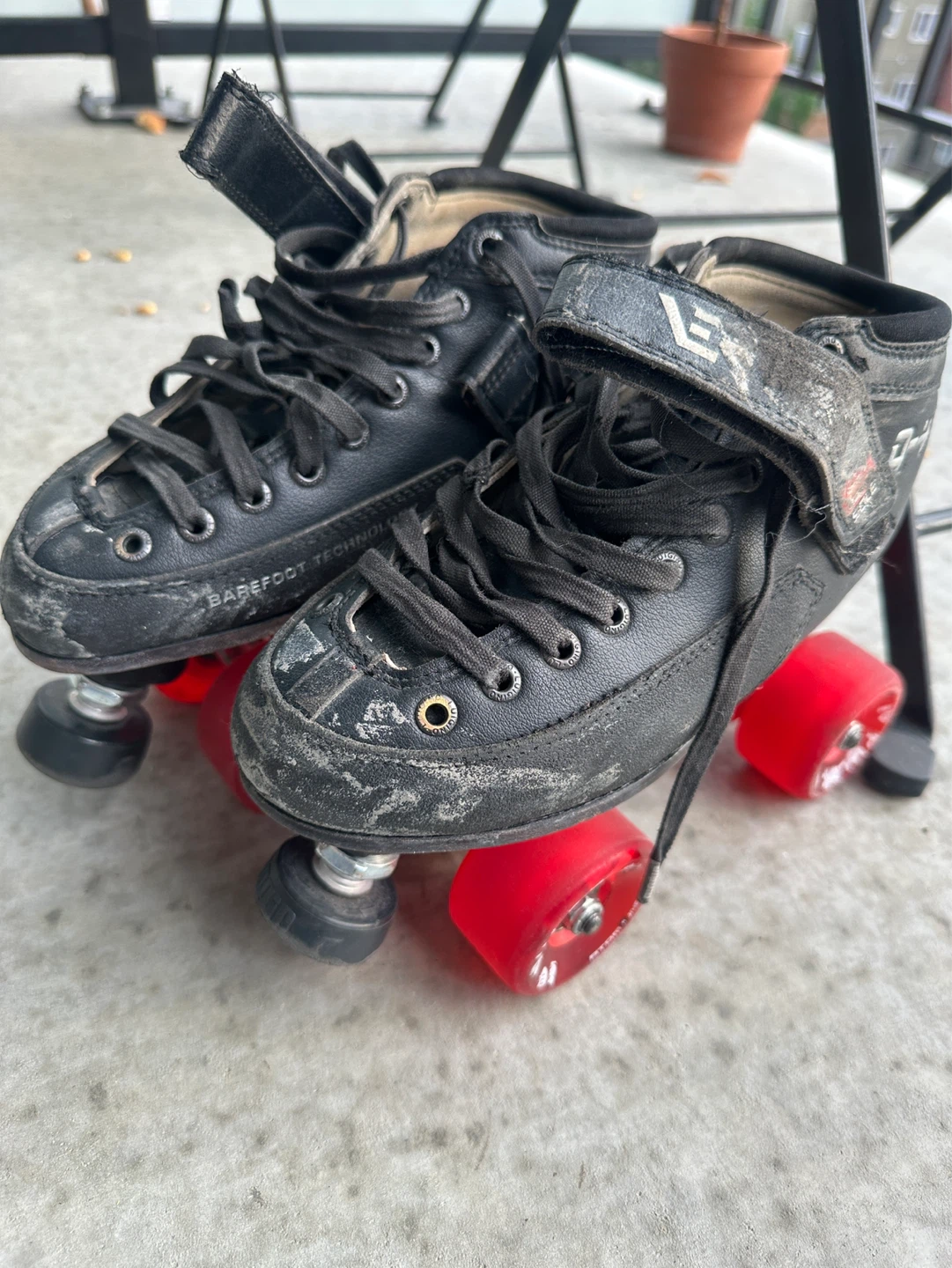 Luigino Q4 Roller Derby Skates (Size 6) + Pilot Eagle Plates - photo 4