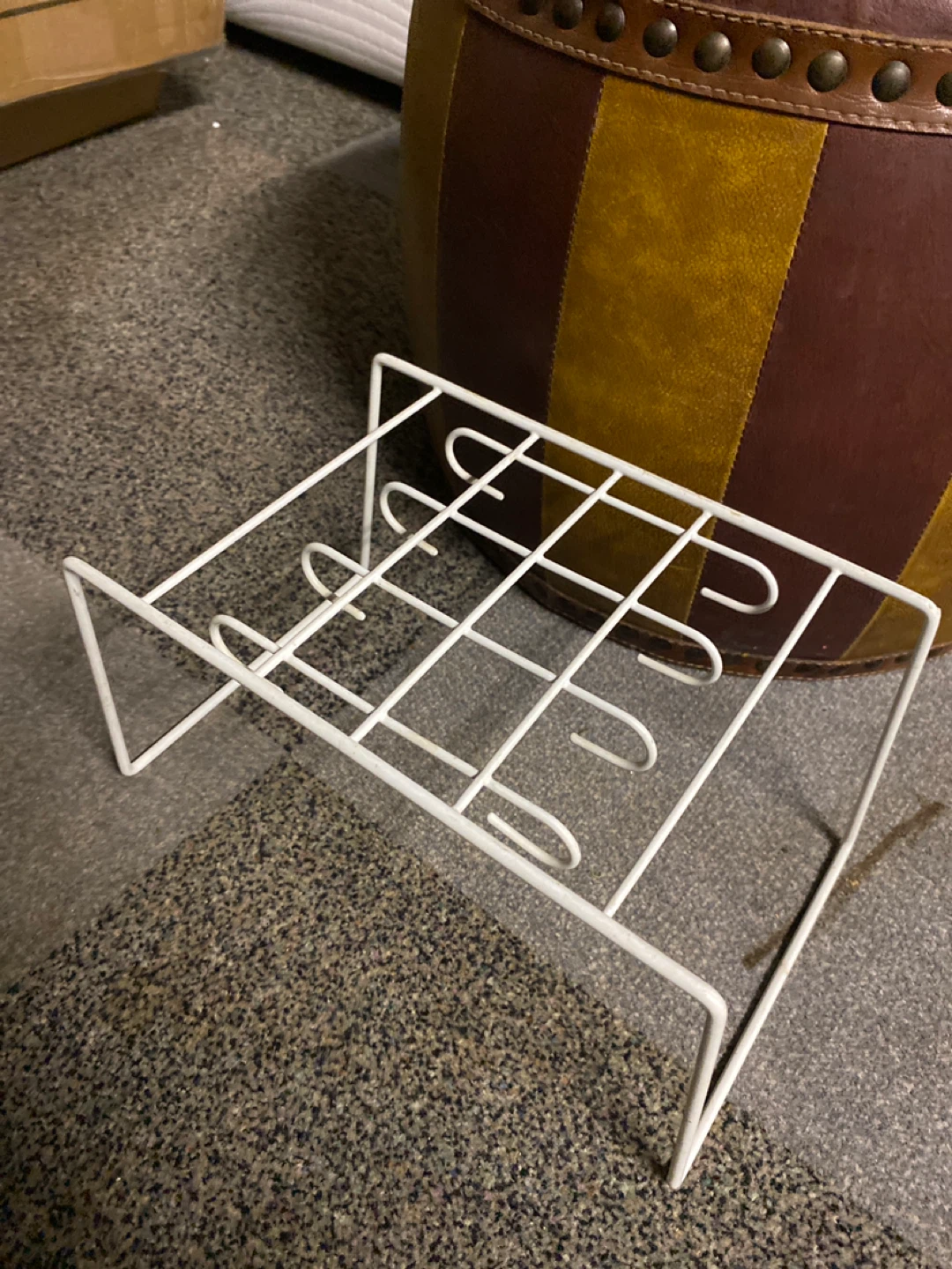 White Wire Rack Stand ⚽️ - photo 2