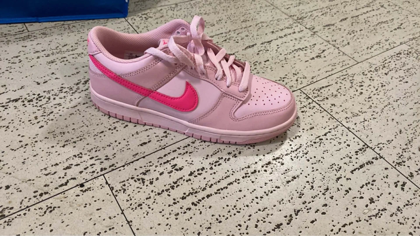 Nike Dunk Low Pink