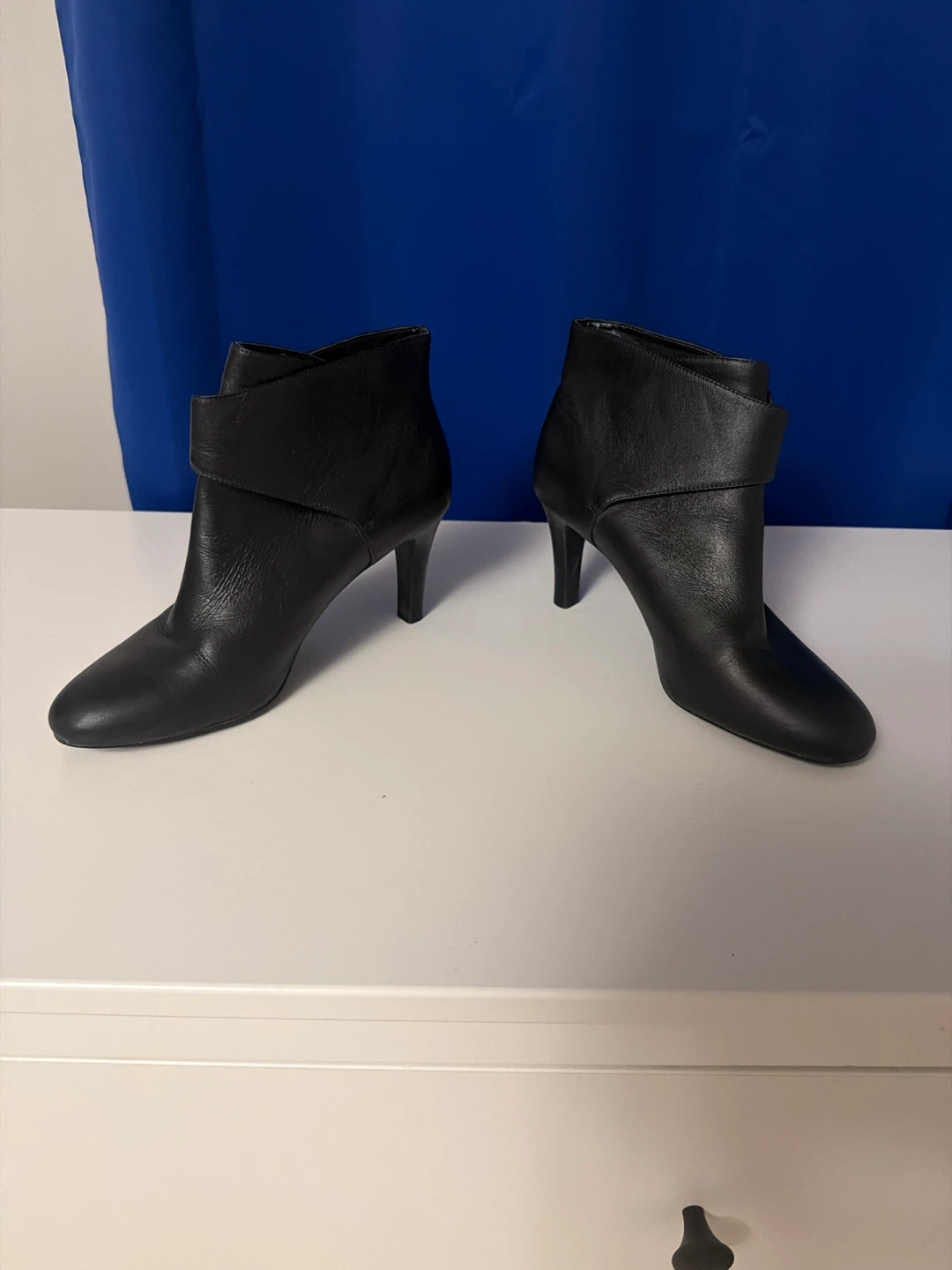 Banana Republic Black Leather Ankle Boots with Buckle - size 8M - photo 3