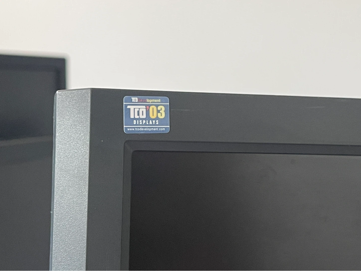22" Acer LCD Monitor – Great Secondary Screen - photo 3
