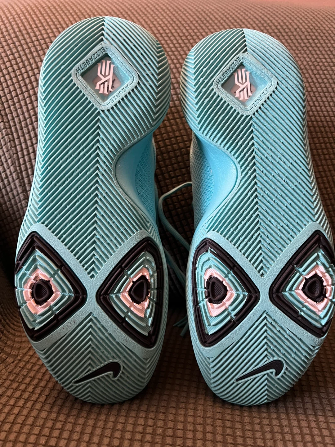 Nike Kyrie 3 aqua size 9.5 - photo 5