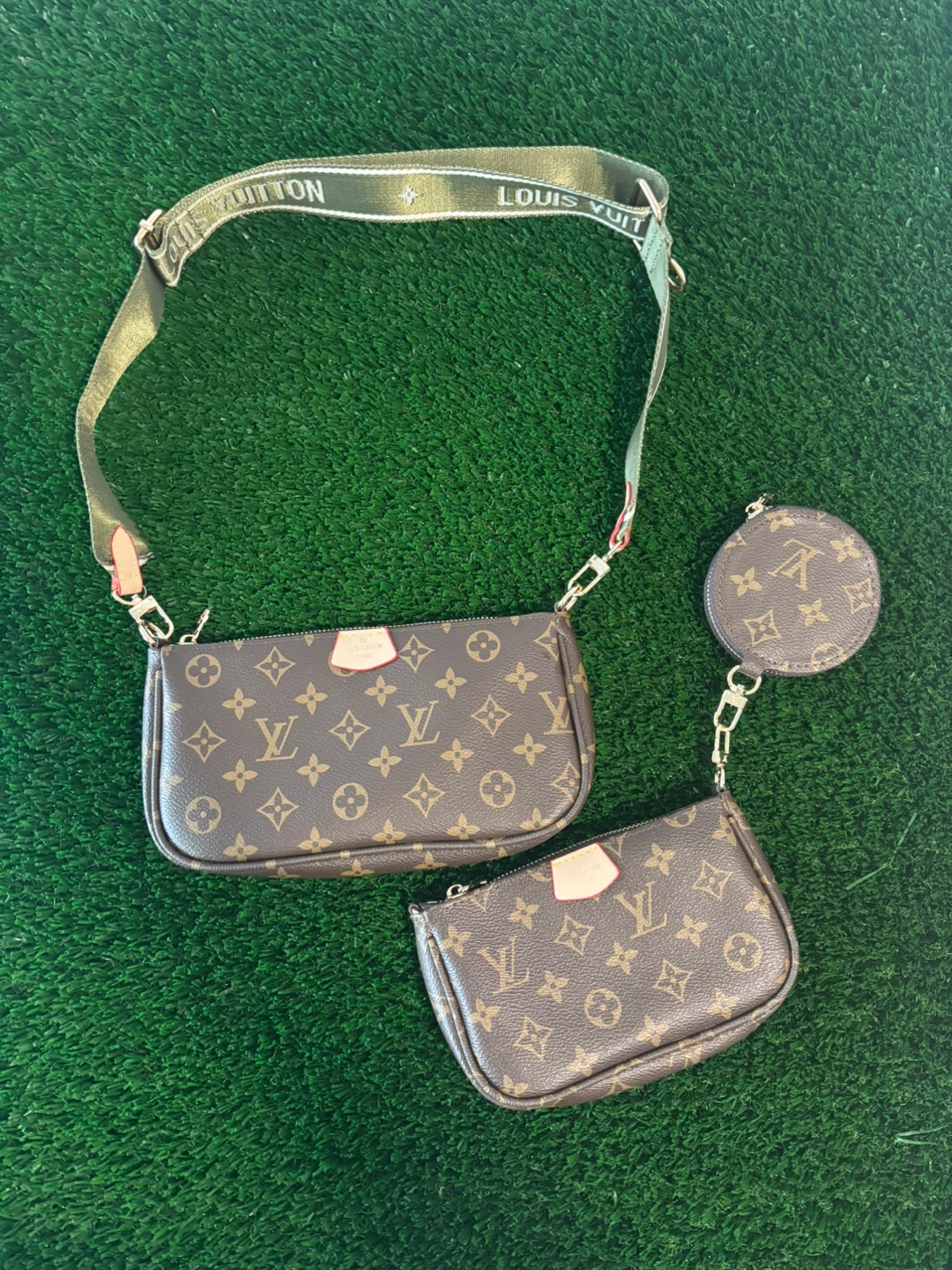Louis Vuitton Multi Pochette Accessoires