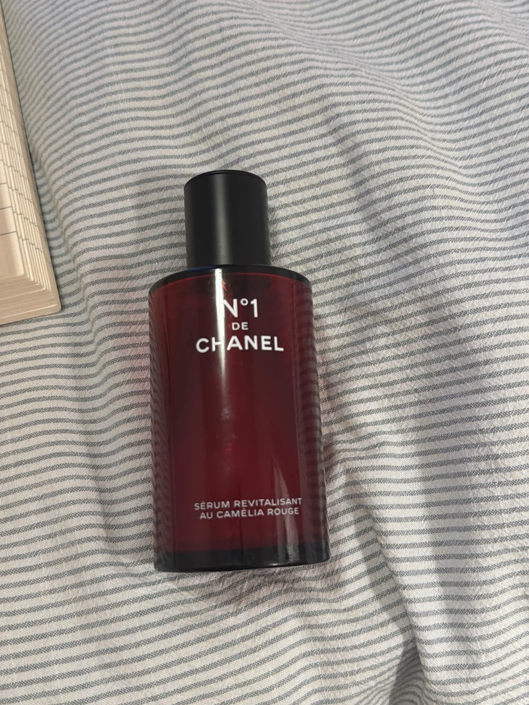 Chanel N°1 de Chanel Sérum Revitalisant Au Camélia Rouge