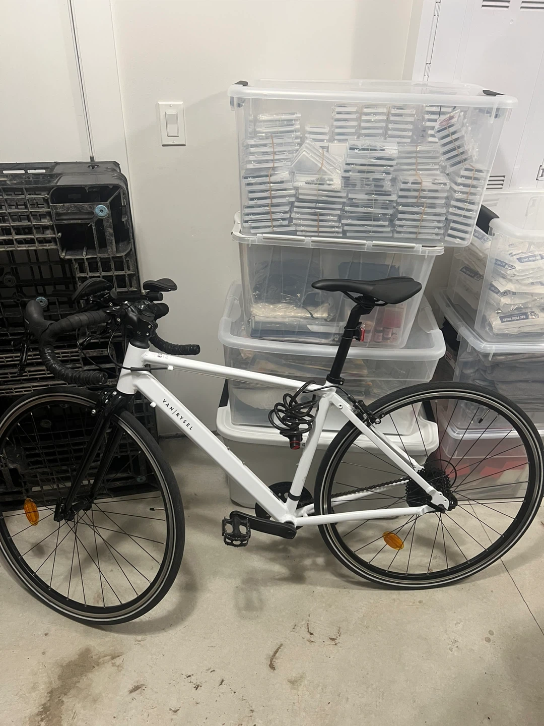 White Van Rysel Road Bike