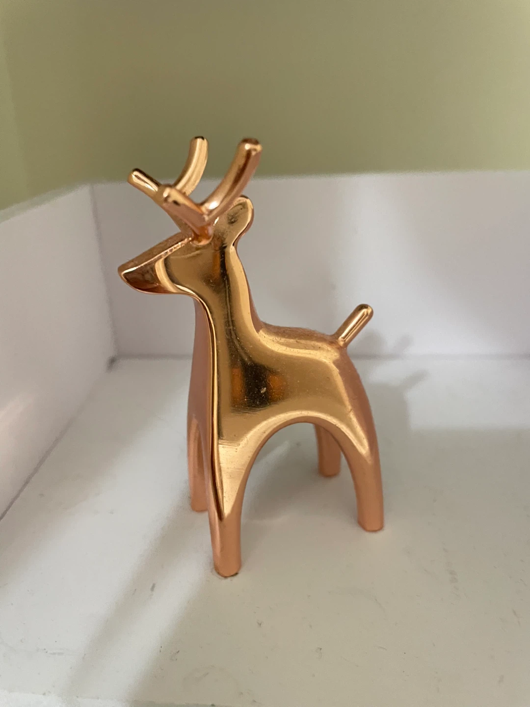 ⚽️ Umbra Smooth Gold Deer Ring Holder