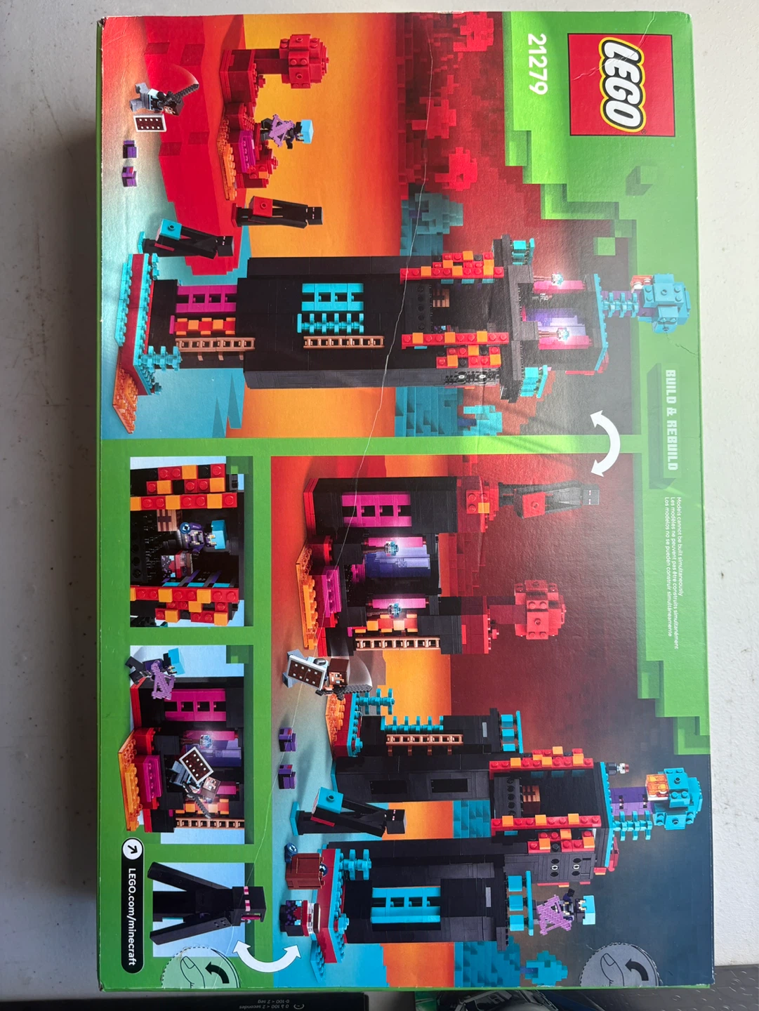LEGO Minecraft The Enderman Tower Set 21279 - photo 5