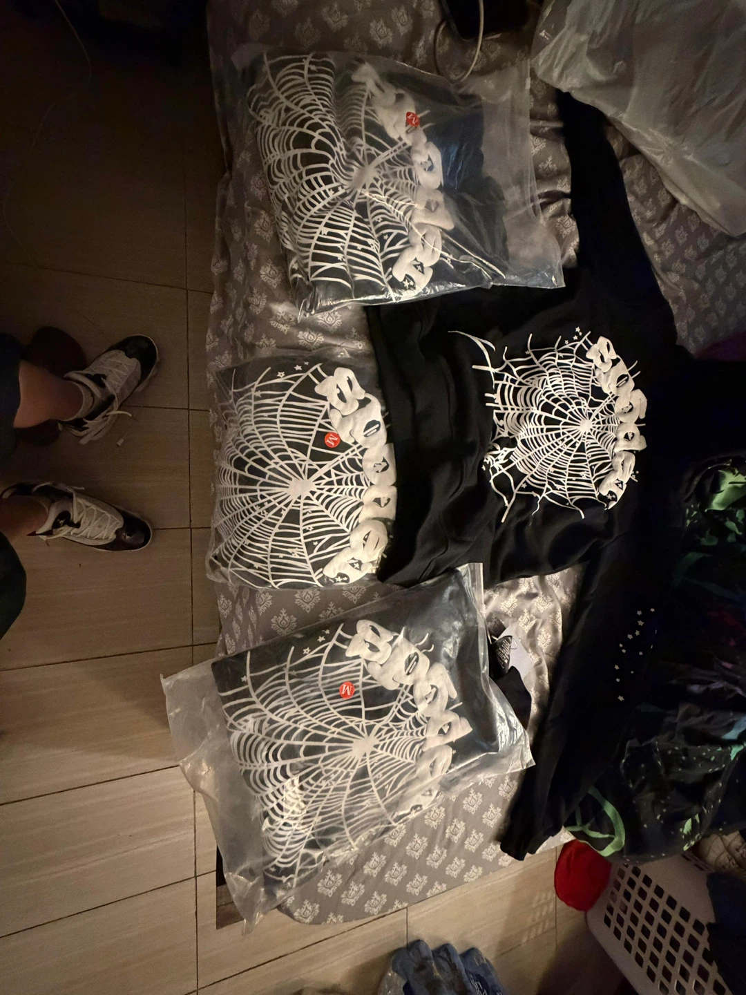 Spider Web Graphic T-Shirt - photo 4