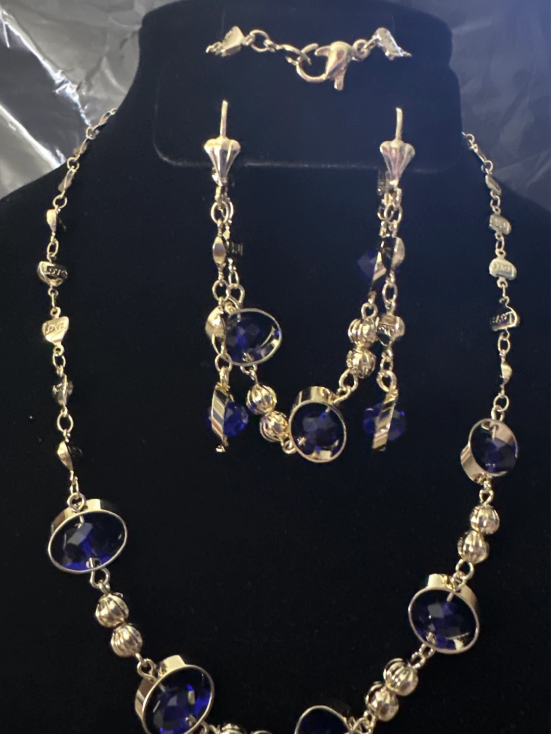 CM JEWELRY Gold-tone Necklace with Blue Gems - photo 2