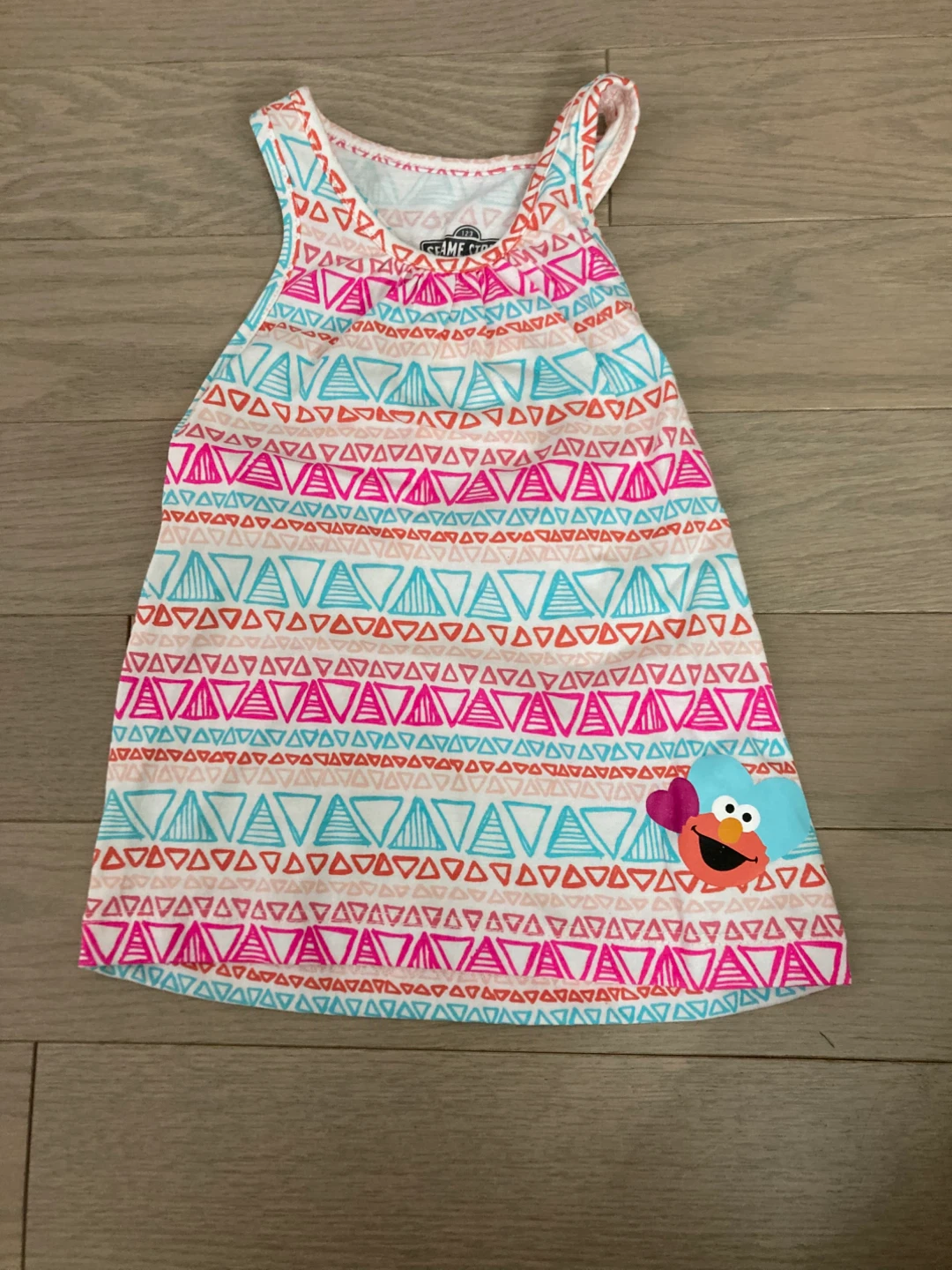 ⚽️Sesame Street Elmo tank top Toddler Size 2T
